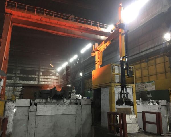 鋼廠撈渣機器人設備